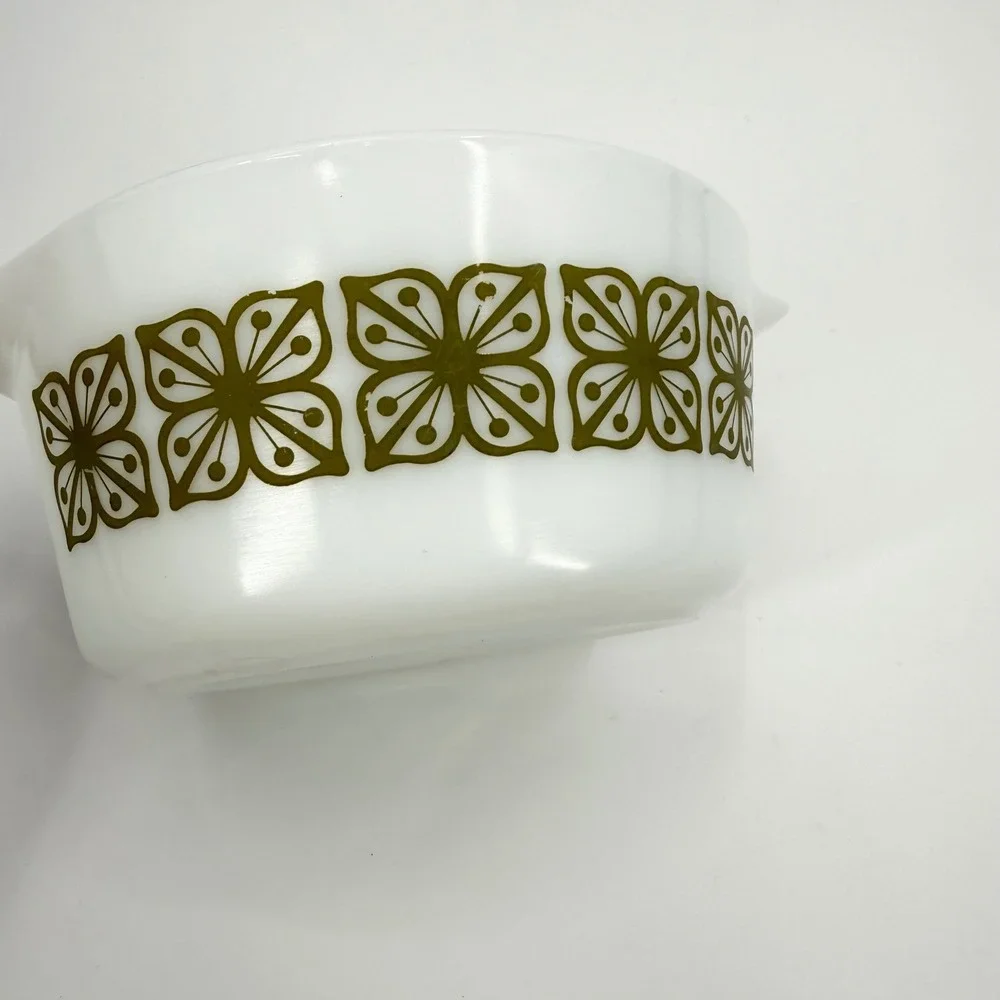 Vintage Pyrex 474-B Verde Green Square Flowers 1.5Q Casserole Dish + Lid